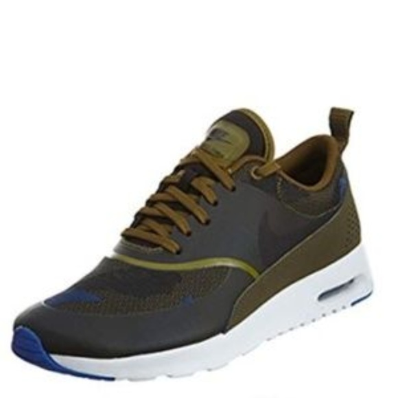 Nike Shoes - NEW Nike Air Max Thea Running Shoe Camo 9